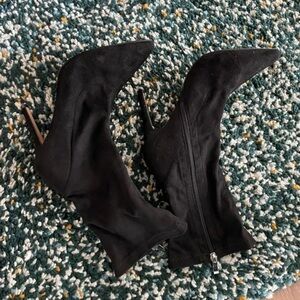 Boots Black Suede Heeled Boots